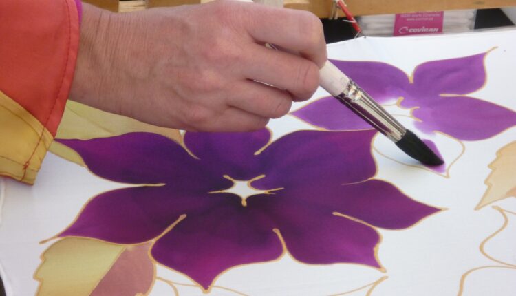 مشروع-الرسم-على-القماش